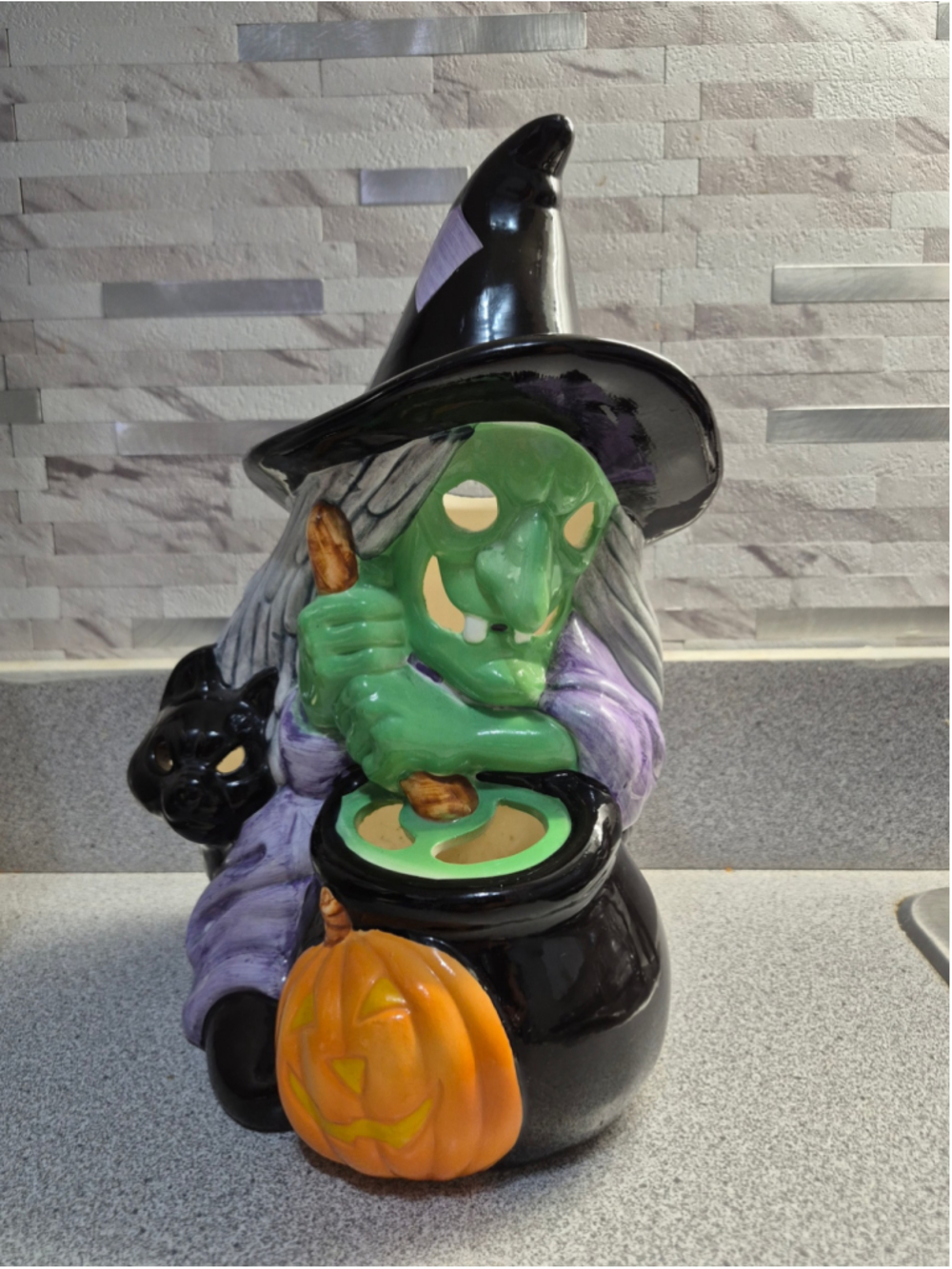 Halloween Witch Cauldron Ceramic Candle Light Decoration Vintage Heartline